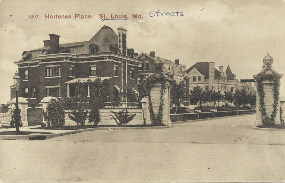 A private street in the Central West End of St. Louis, Hortense Place was developed in the around 1910.