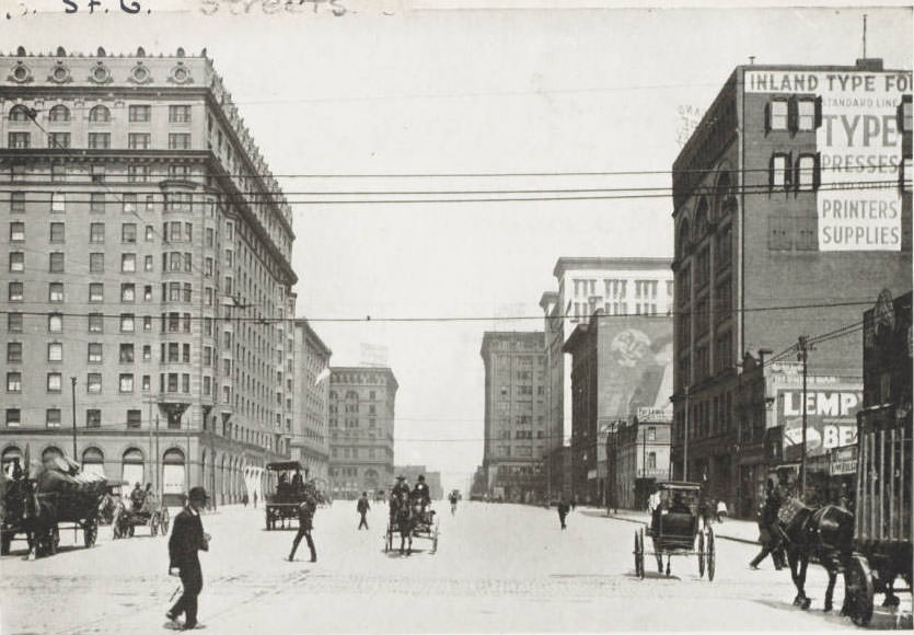 Twelfth St., north from Olive, St. Louis, 1910