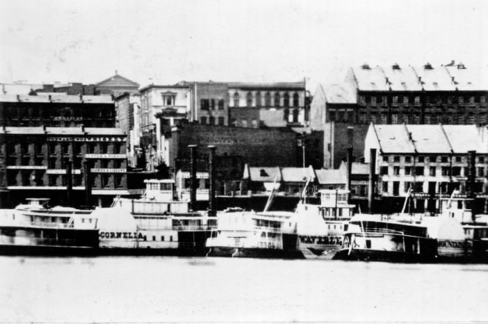 Steamers Cornelia and Waverly, St. Louis Levee about 1864.
