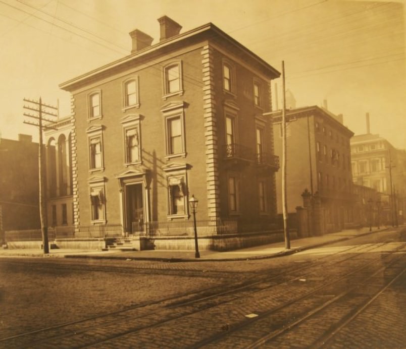 The downtown home of the St. Louis philanthropist Henry Shaw, 1889