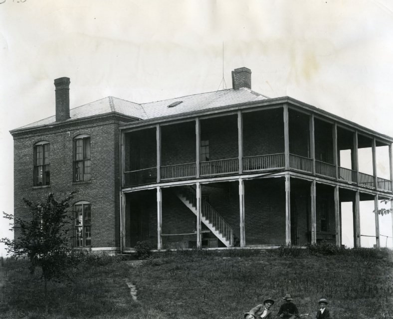 Jefferson Barracks, showing the old Guard House. Besides many other incidents, amusing and tragic, the old Guard House was the genesis of the new Jefferson Barracks.