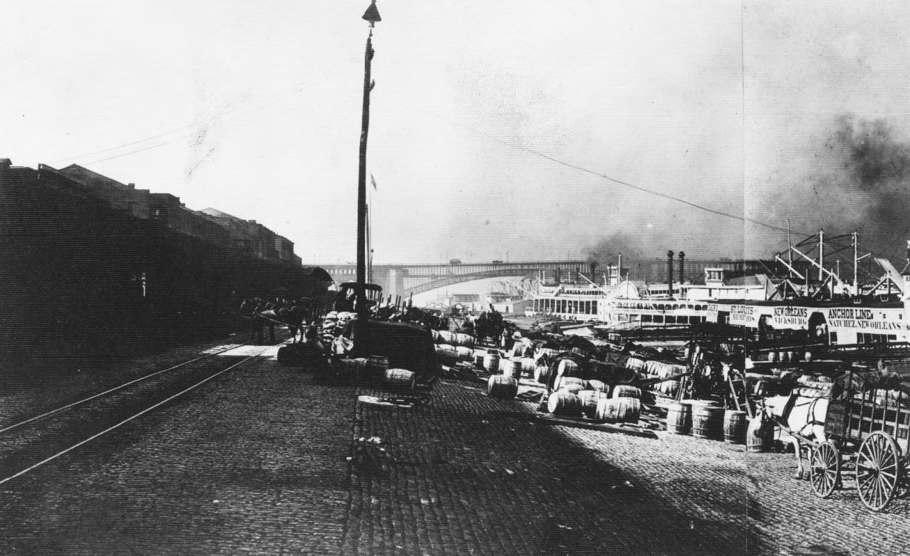 Cargo and steamboats lining the Saint Louis levee in the 1890s.