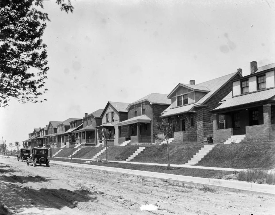 Looking west along the north side of Sutherland from approximately 4963, 1925