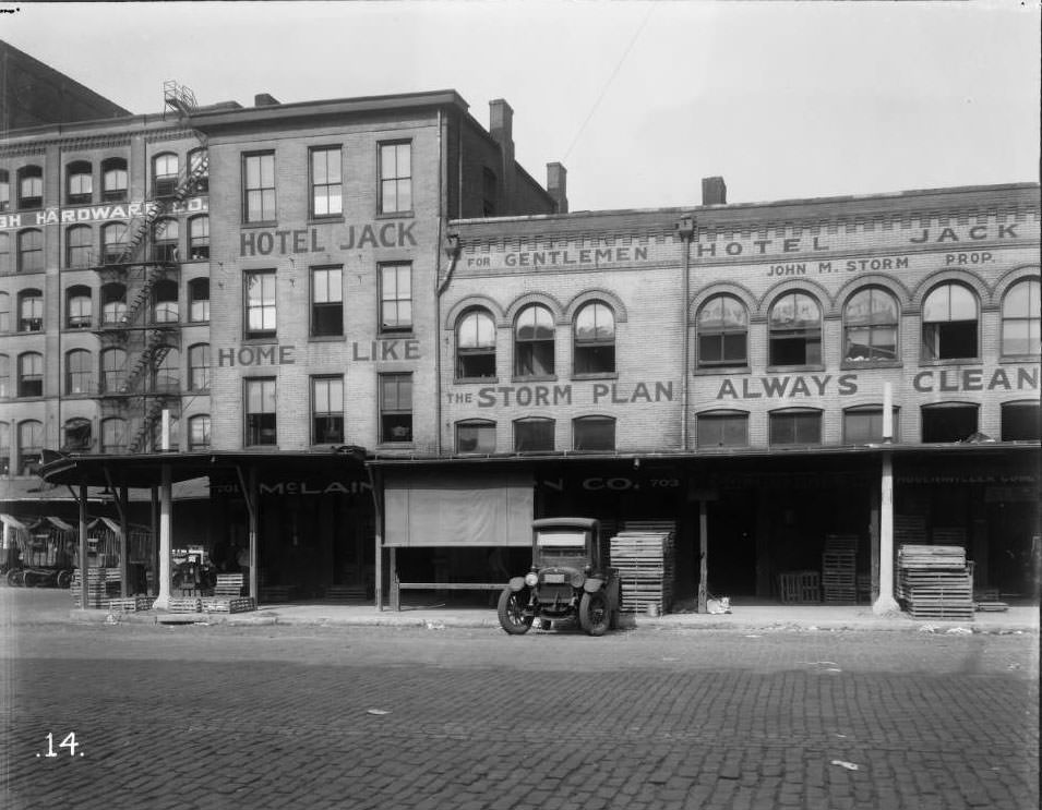 View of the Hotel Jack at 305A Lucas Ave. The building was at the NW corner of Lucas Ave. & North 3rd Street, 1925