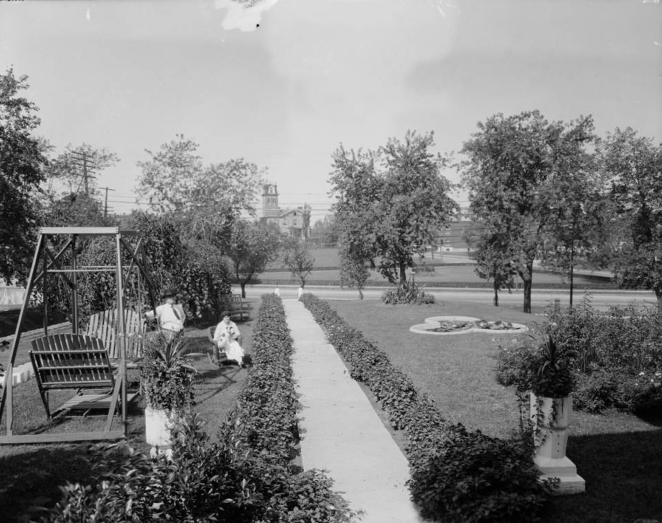 Superintendent's residence, St. Louis City Workhouse, 1925