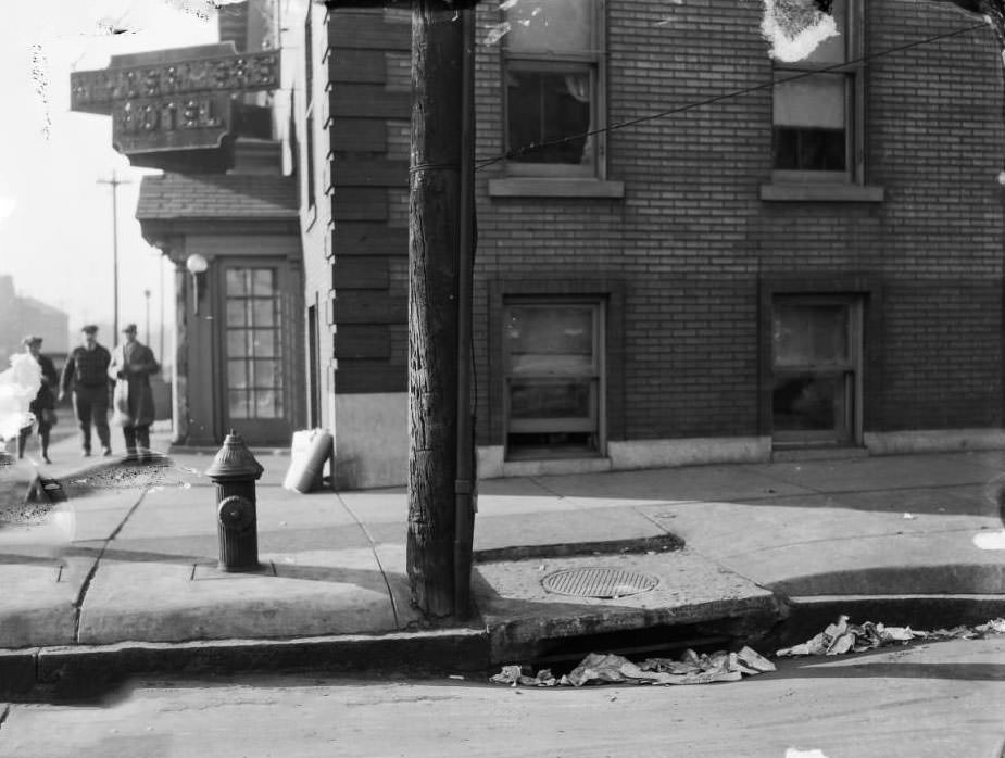 The northwest corner of Clara Ave. & Delmar Blvd. The Windermere Hotel was located at 5603 Delmar Blvd., 1925