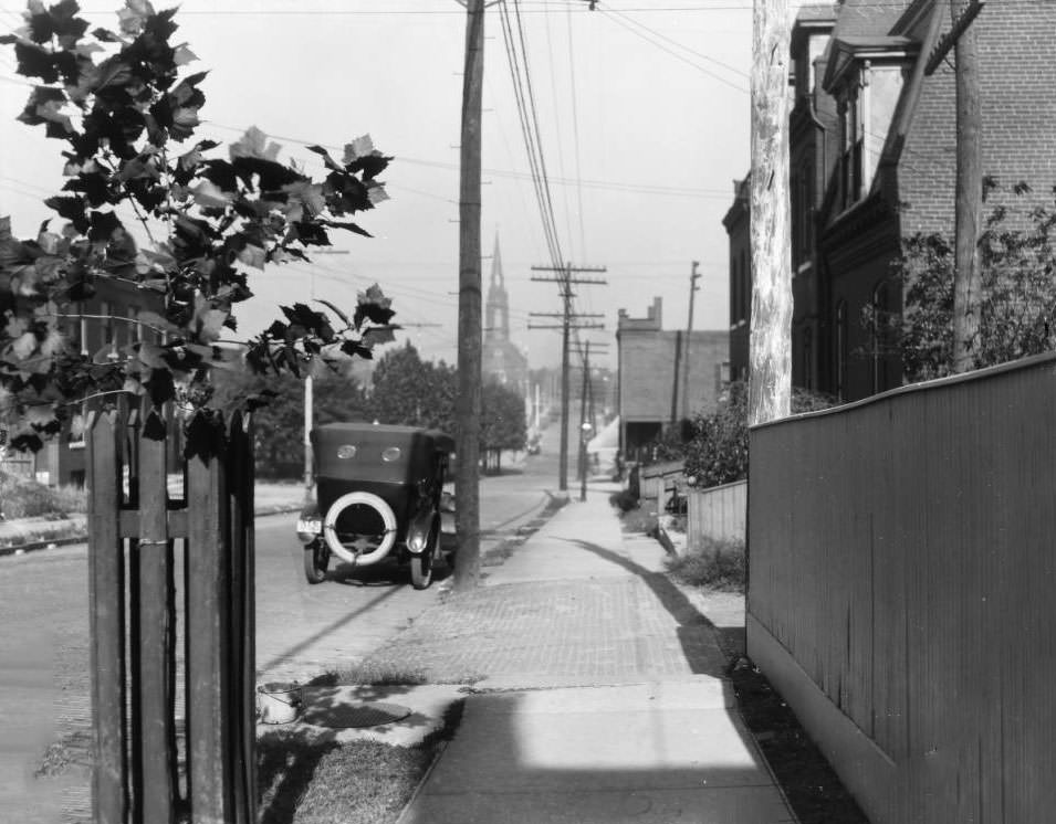 N. 20th St. at E. Gano Ave., 1925