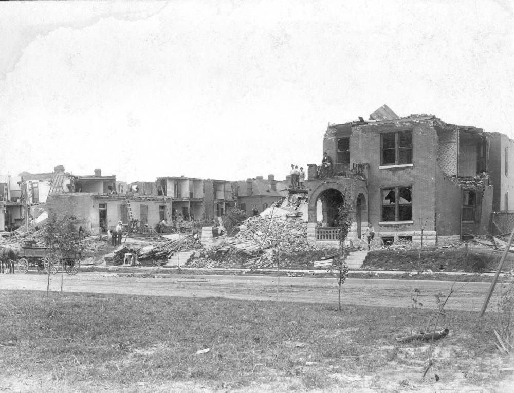 Scene of destruction on Accomac Street, 1896