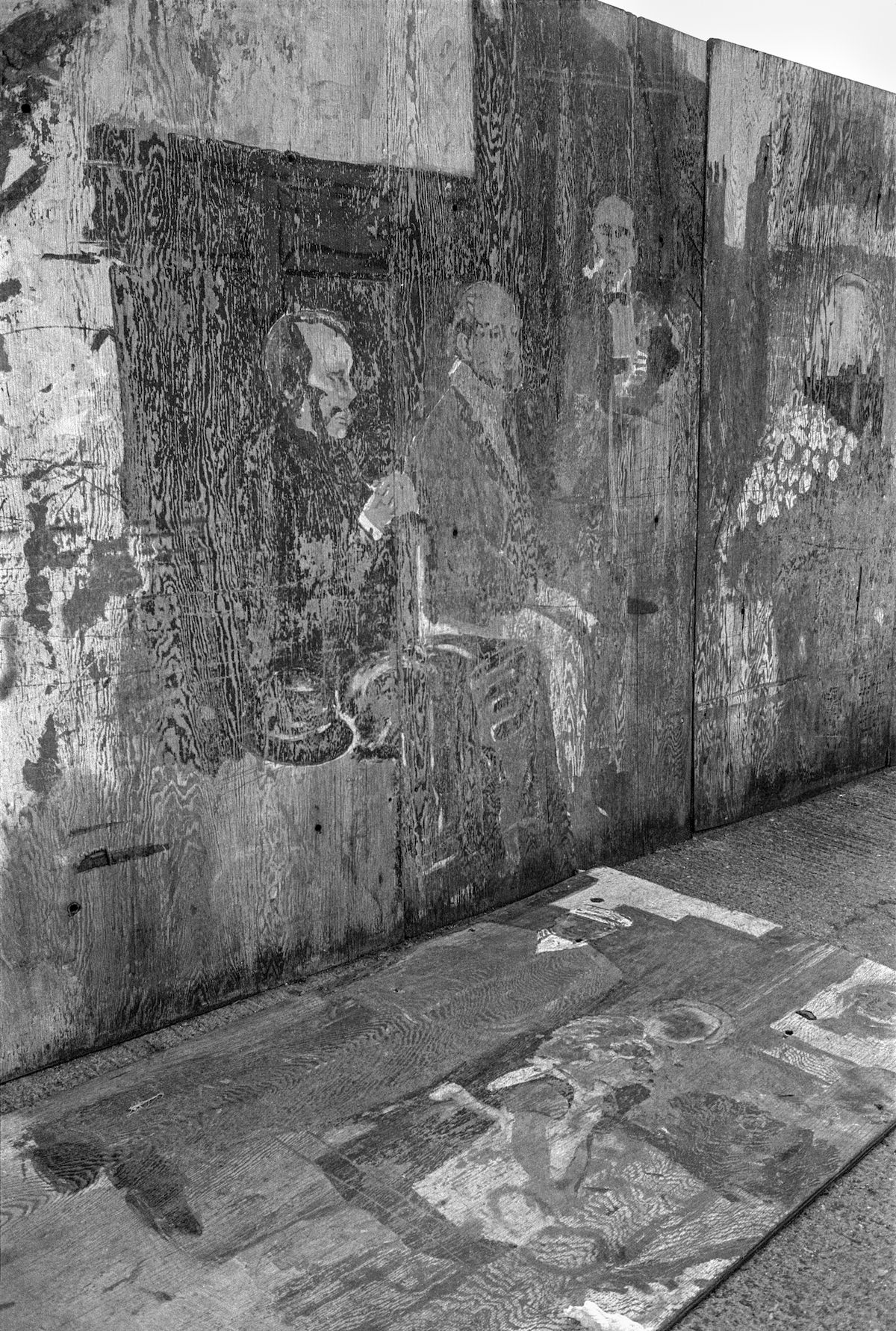 Graffiti, Kennington, Lambeth, 1982