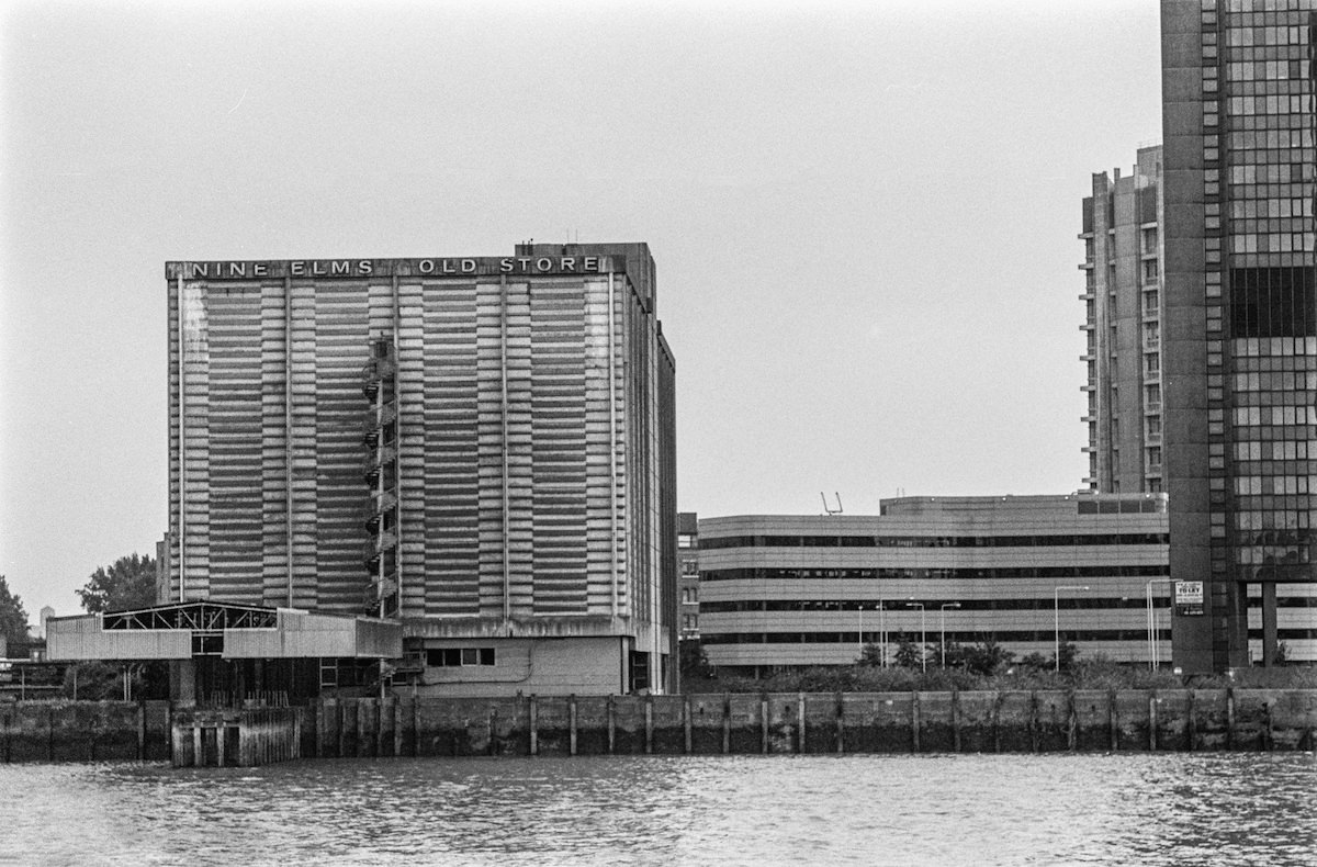 Nine Elms Cold Store, RIver Thames, Nine Elms, Vauxhall, Pimlico, Westminster, 1987