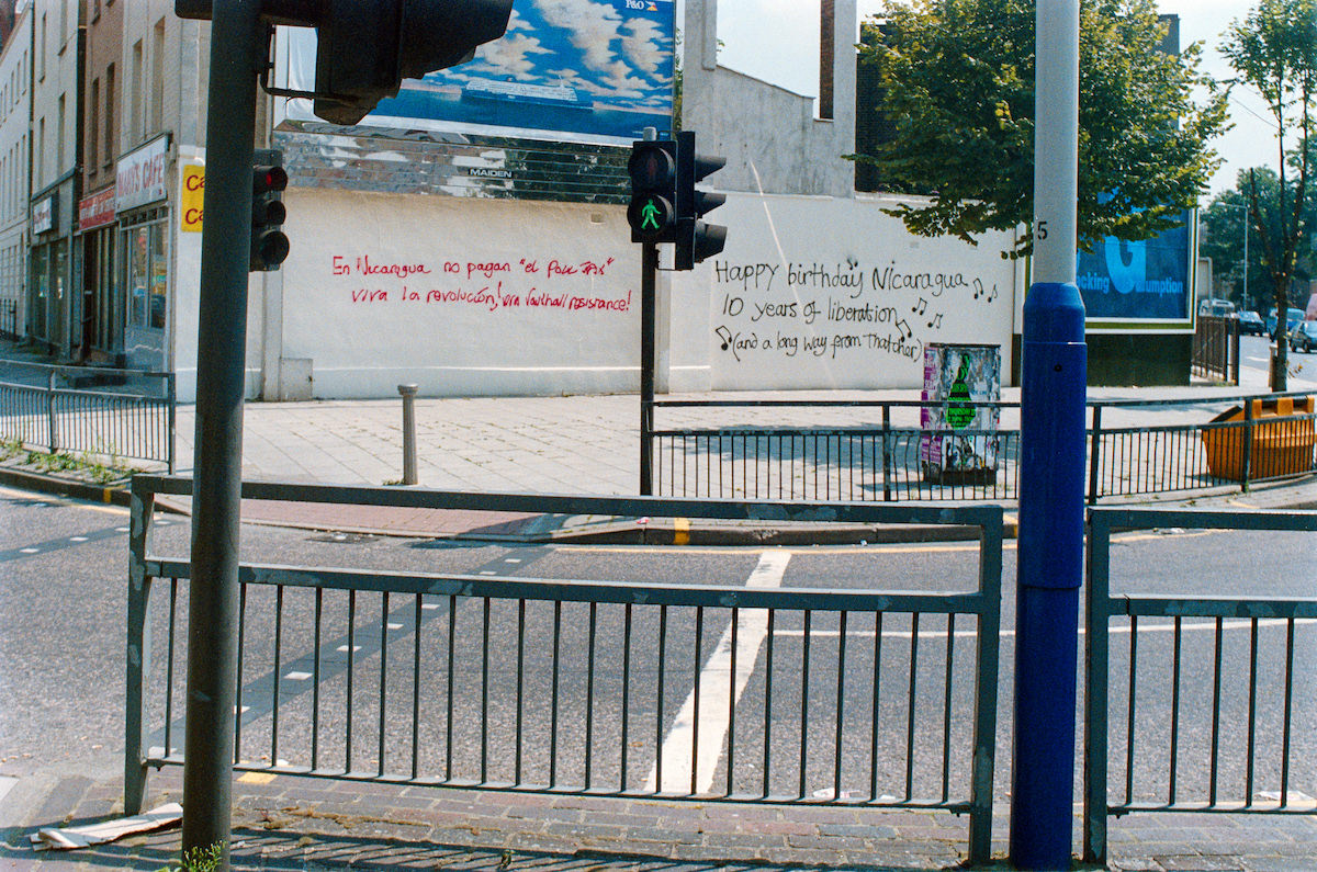 Graffiti, Kennington Lane, Harleyford Rd, Vauxhall, Lambeth, 1989, 89c7-04-52