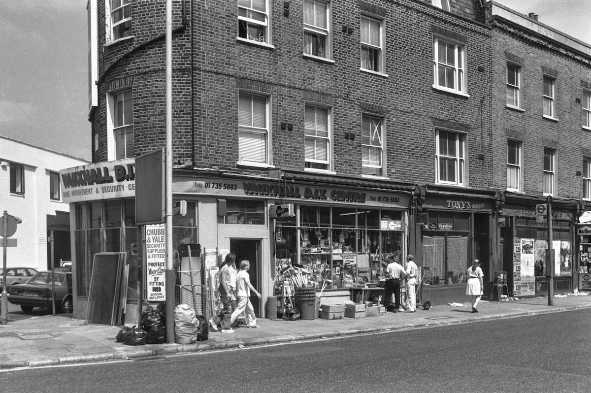 Shops, Kennington Lane, Vauxhall, Lambeth, 1989