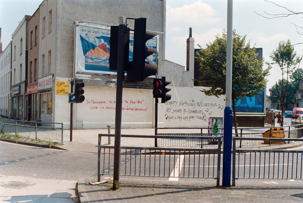Graffiti, Kennington Lane, Harleyford Rd, Vauxhall, 1989
