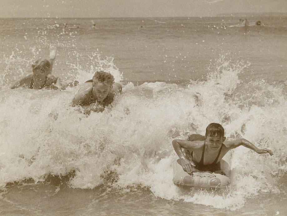 Making Waves: 1930s Australian Beach-Goers Enjoy the Summer