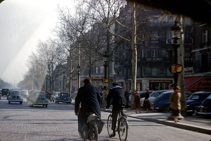 Champs-Élysées, May 1959