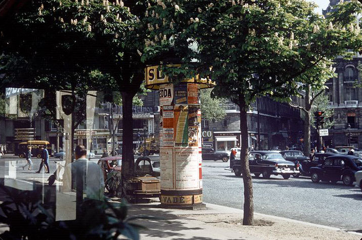 Kiosk, May 1959