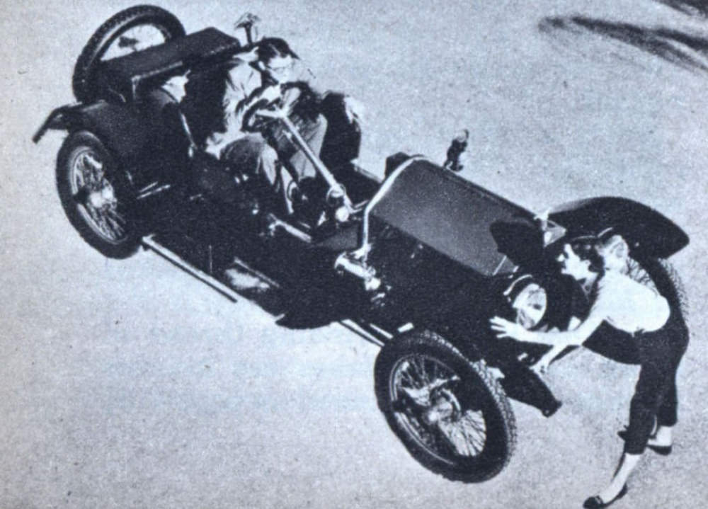 1913 Stutz Bearcat’s four-cylinder mill gets up to 80 mph; handling is truly sporty.
