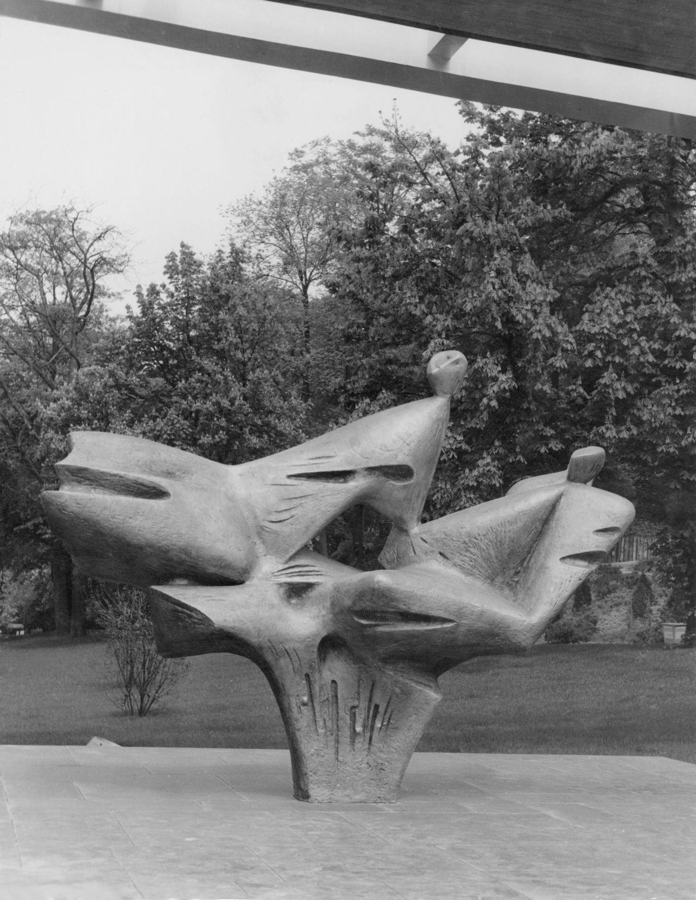 Sculpture by Bernhard Heiliger 'Human and progress, figure tree' in front of the German Pavilion
