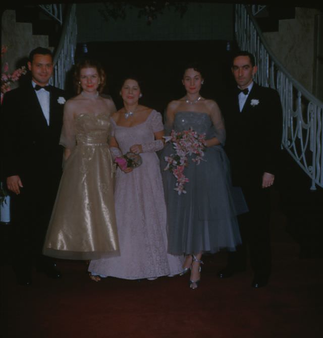 Elegance and Romance: A Stunning Photo Collection of a 1950s Wedding