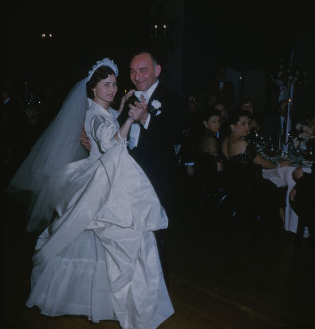 Elegance and Romance: A Stunning Photo Collection of a 1950s Wedding