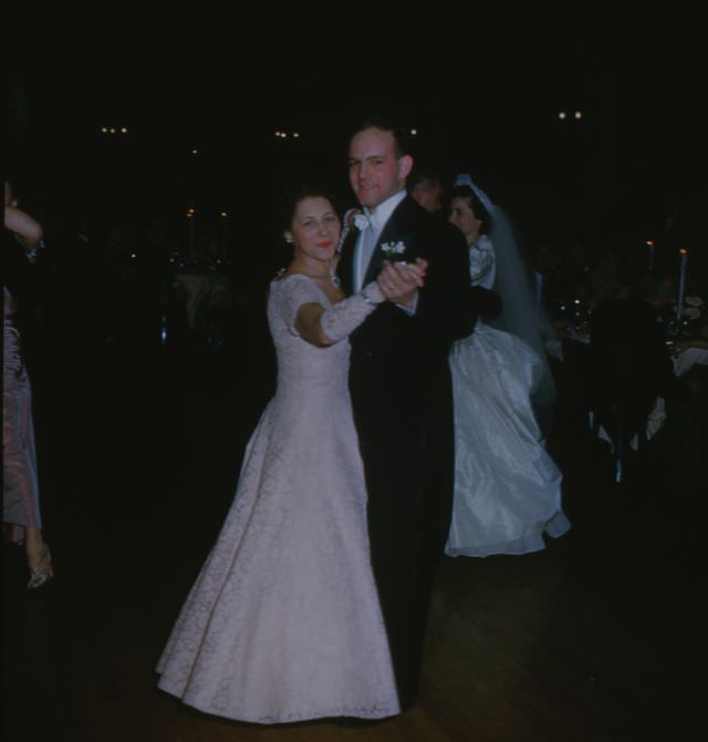 Elegance and Romance: A Stunning Photo Collection of a 1950s Wedding