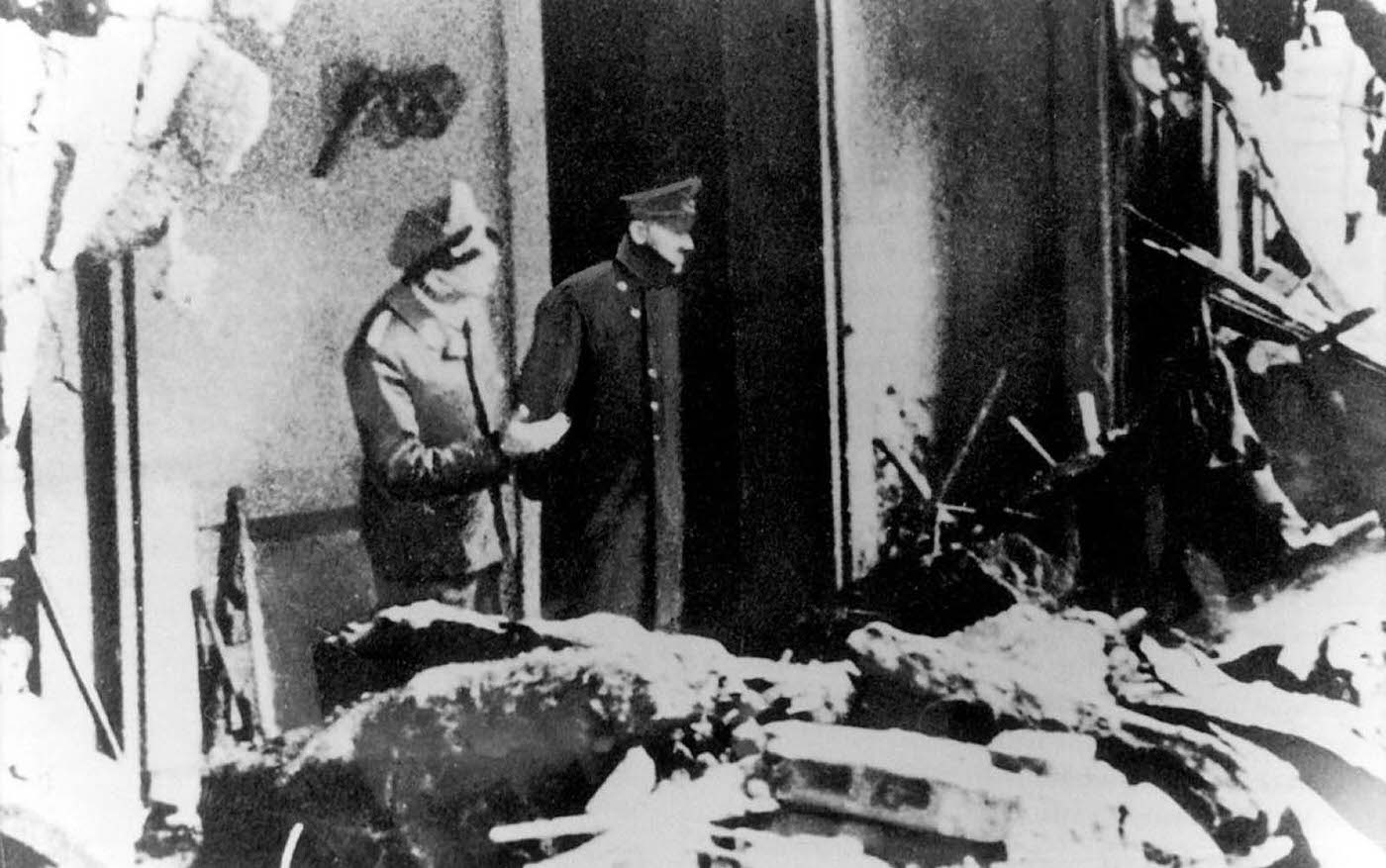 The End of an Era: The Last Known Photo of Adolf Hitler Before His Suicide