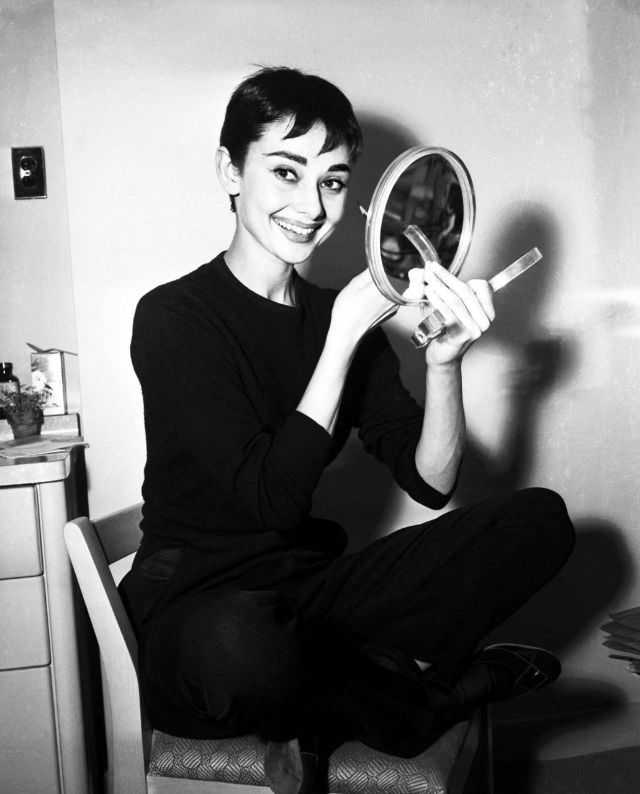 When Audrey Hepburn Became a Theater Sensation in Ondine (1954)