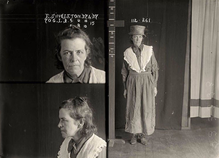 Elizabeth Singleton (1927. Aged: 22).