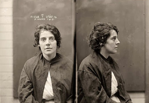 Phyllis Carmier, alias Hume, criminal record number 515LB, 1 April 1921.
