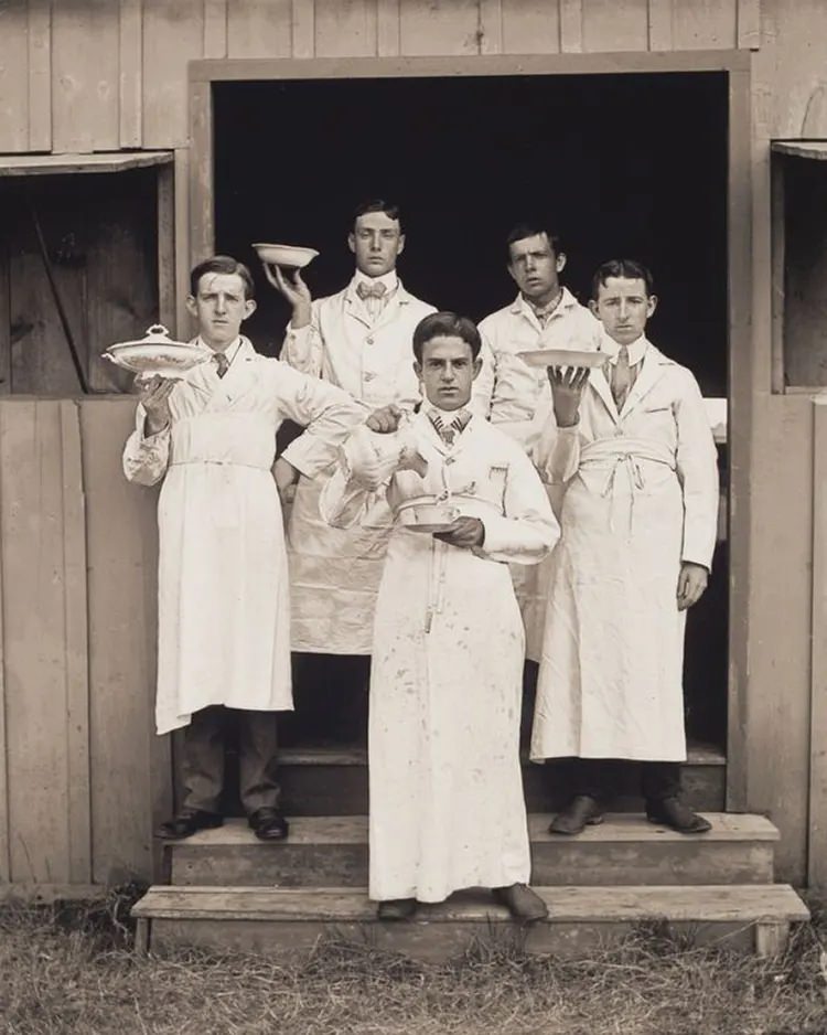 Waiters at Green Hill, 1904.