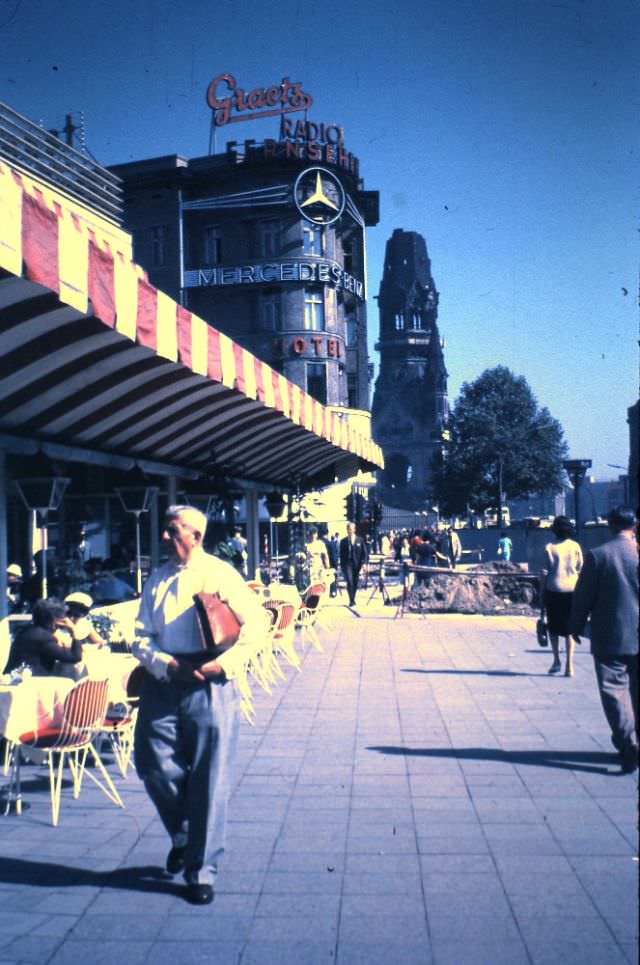 Kurfuerstendamm, West Berlin, September 11, 1959