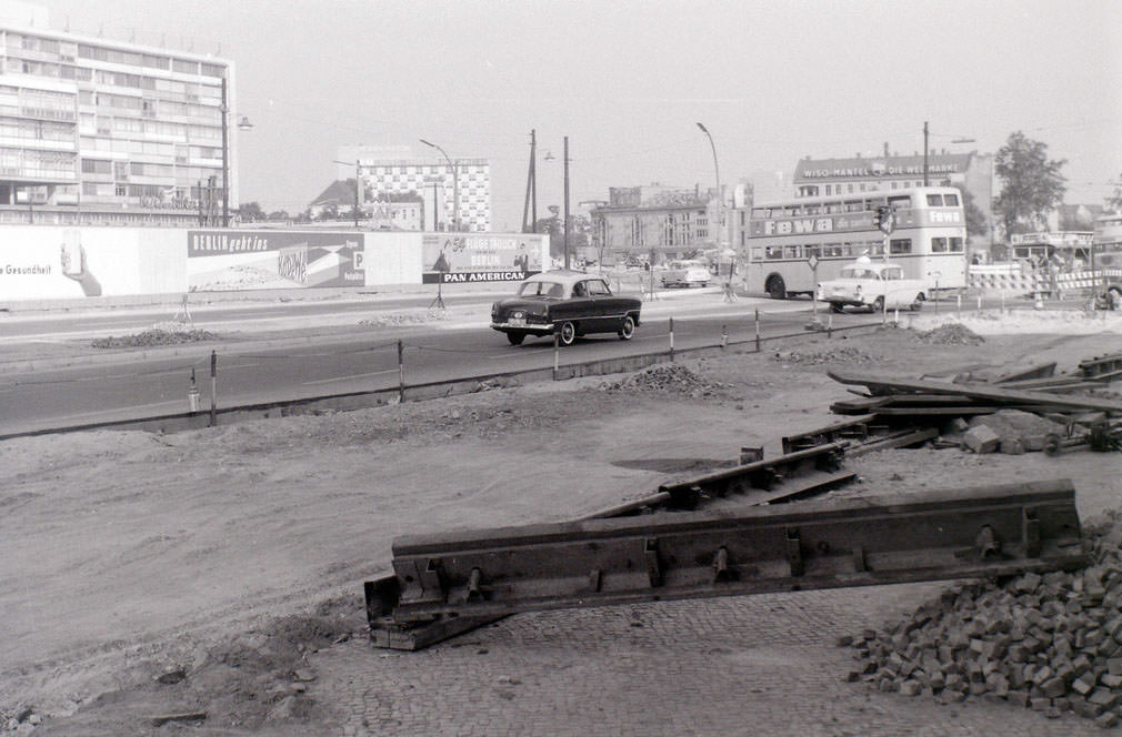 Scene somewhere near the Zoo in West Berlin. The building with the chequered motif in the centre-left distance later became the Hilton hotel.