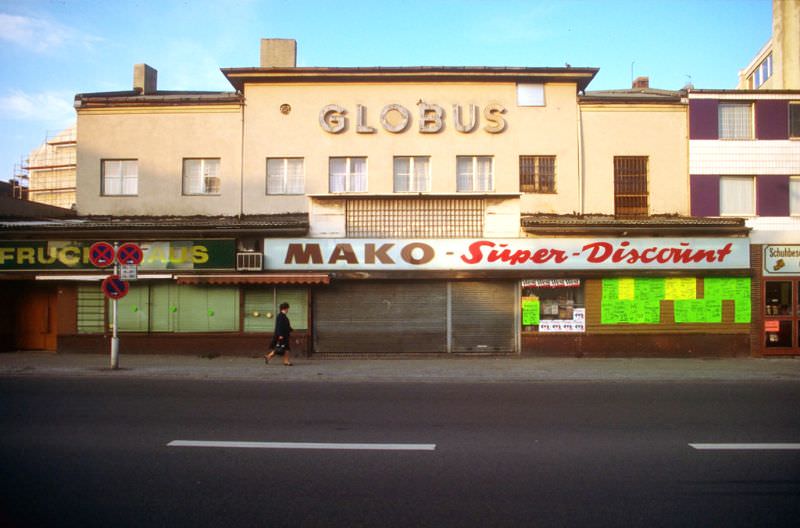 Divided Screen: The Duality of Berlin's Cinemas in the 1980s