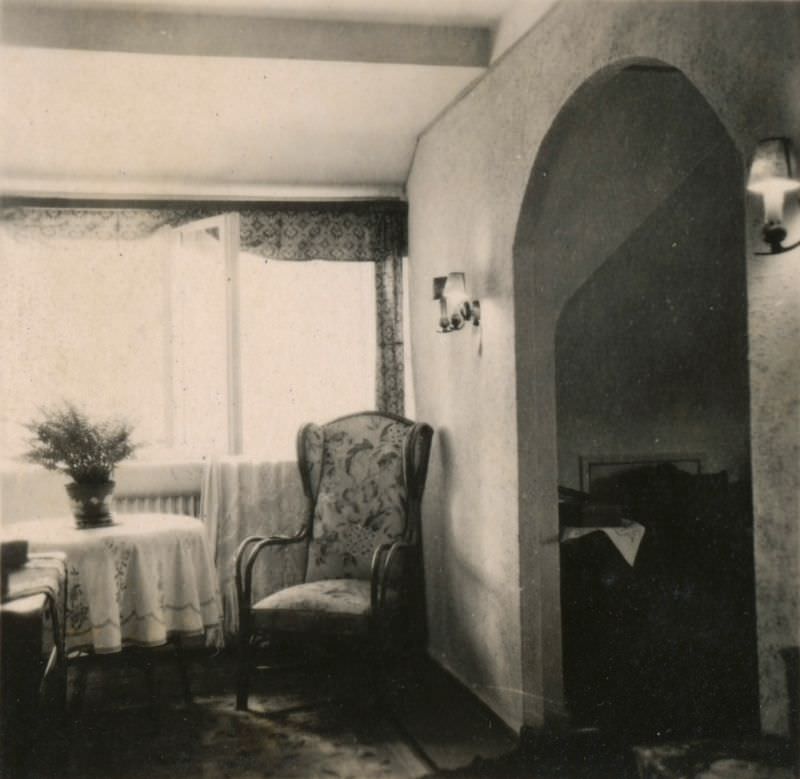 Dressing room in Helga's Berlin House, 6 Hermannstraße, Zehlendorf, Berlin, Germany, 1940s