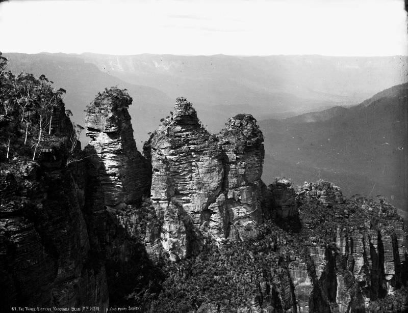 The Three Sisters, Katoomba, Blue Mountains, New South Wales, 1900