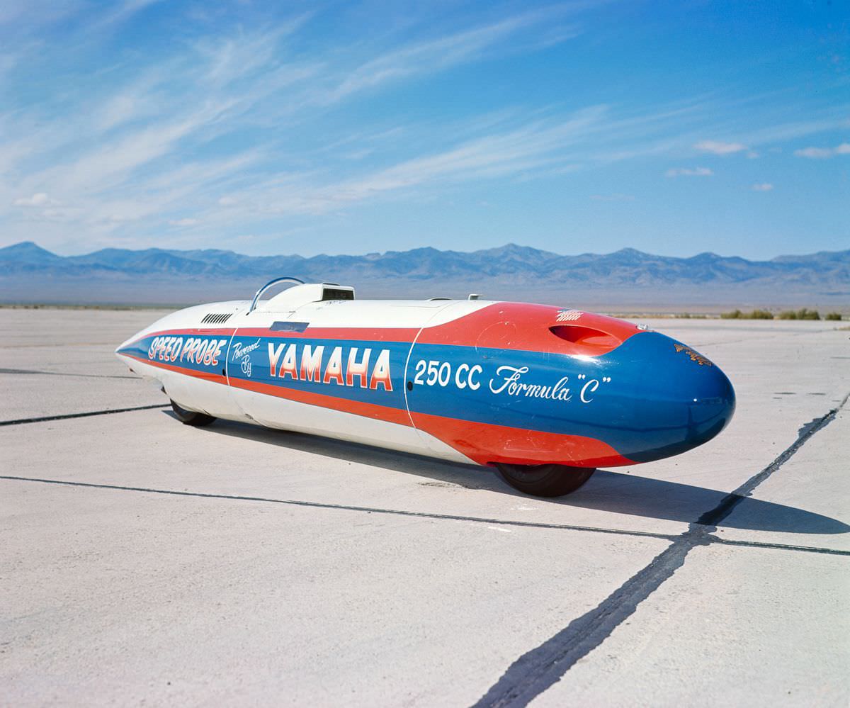 Speeding to Glory: The 1966 Bonneville Salt Flats Speed Trials