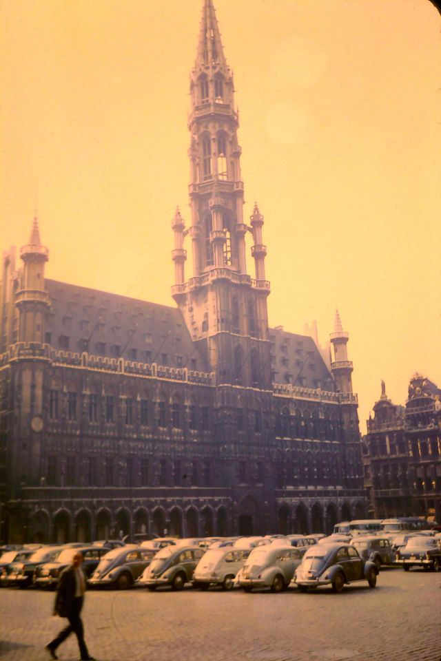 Hotêl de Ville and Grand Place, September 1956