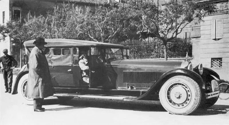 1927 Bugatti Type 41 Royale Prototype body by Packard.