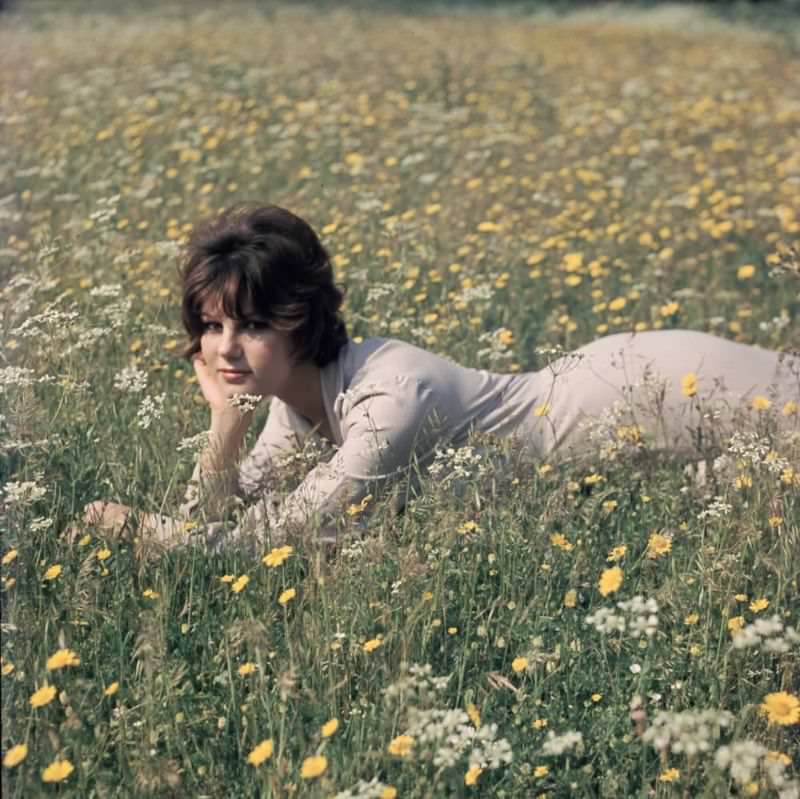 Stefania Sandrelli, photo by Chiara Samugheo, 1960s