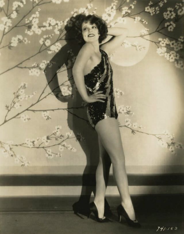 Glamorous Photos of Clara Bow in movie 'The Wild Party 1929'