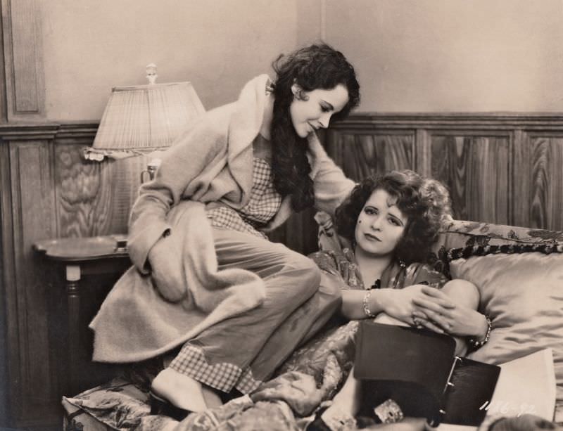 Glamorous Photos of Clara Bow in movie 'The Wild Party 1929'