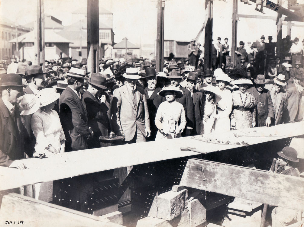 Step Back in Time: A Journey Through Cockatoo Island's Early 20th Century