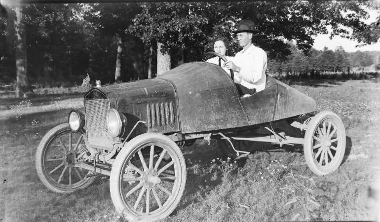 Ford family car, 1910s