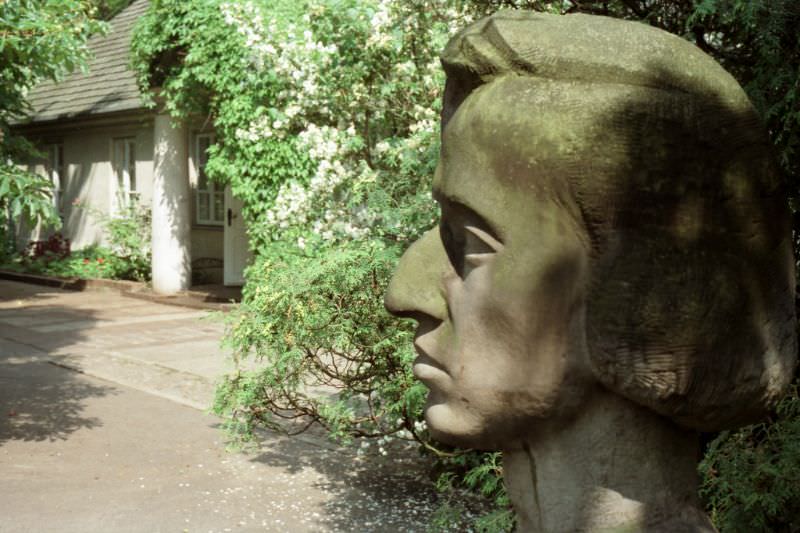 Birthplace of Frédéric Chopin, Warsaw, 1989