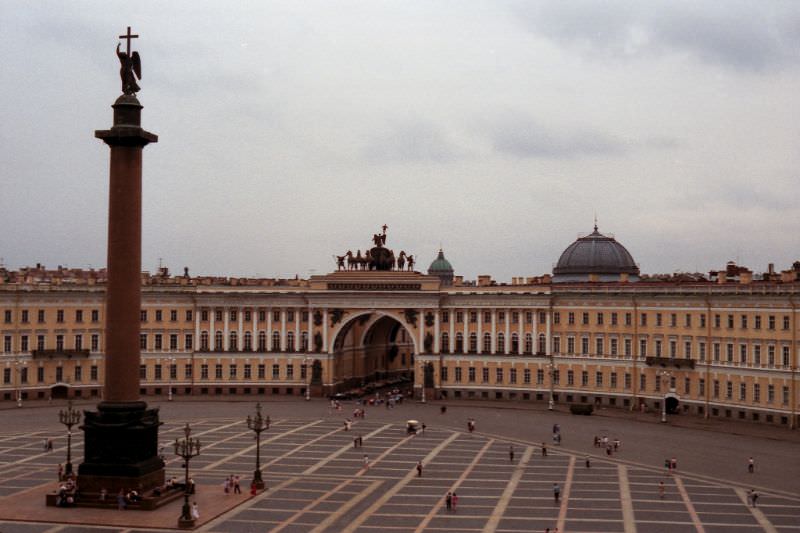 General Staff Building, Leningrad, 1989