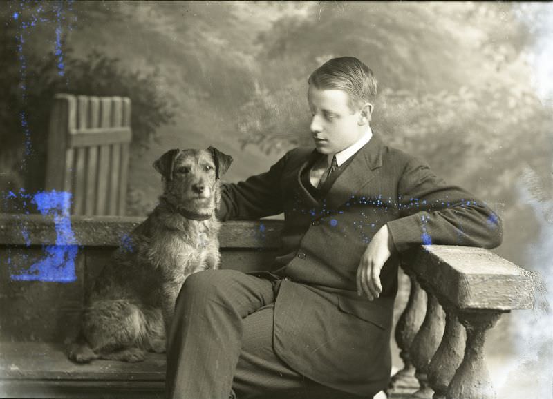 The Dapper Dudes of the Edwardian Era: A Look at Teenage Boy's Fashion