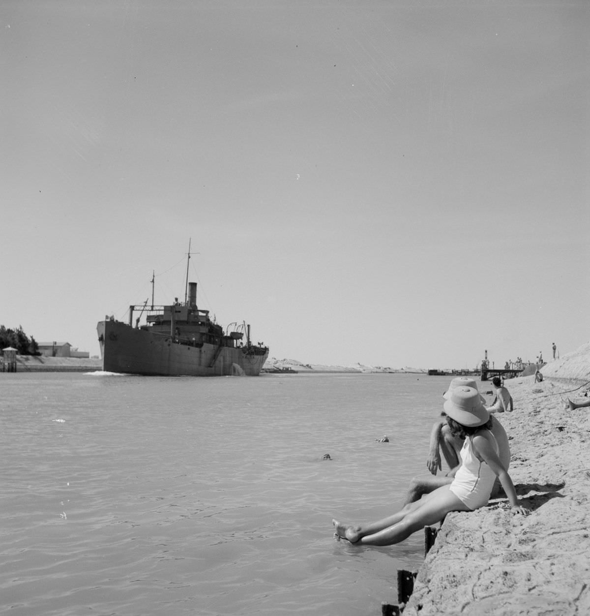 A Glimpse into the Lives of War Refugees: The El Shatt Camps in Egypt during WWII