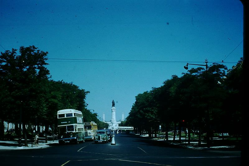 Avenue of Liberty