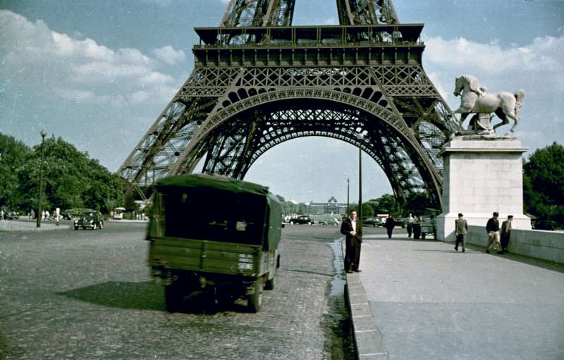 Paris, Pont d'lena, France, 1950