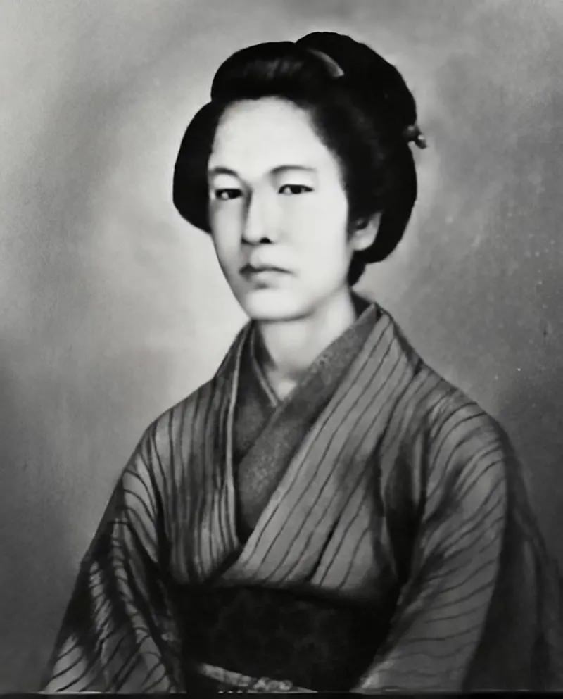 Historical Photos of Female Samurai Warriors of Japan from the 19th Century